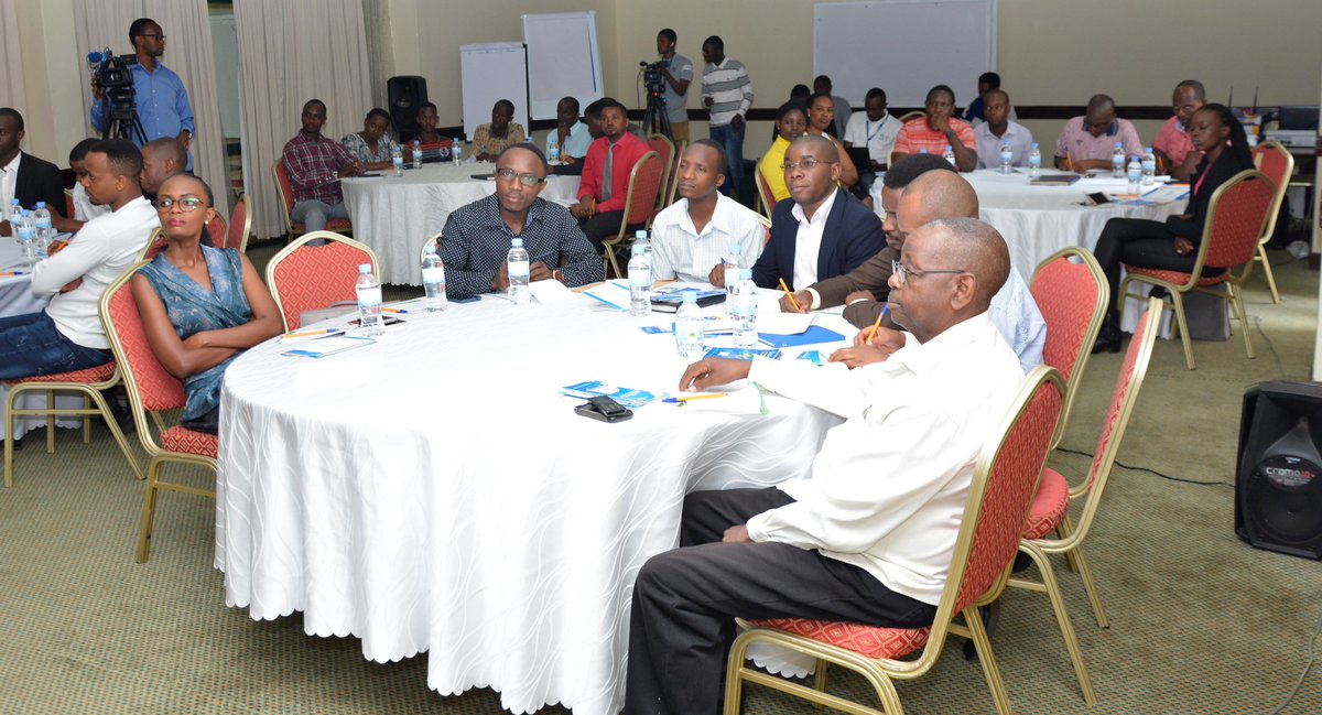 Bamwe mu bacuruzi bari bitabiriye iki gikorwa