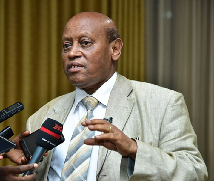 Dr James Vuningoma avuga ko abari n'abategarugori bakwiye kwambara ibibahesha icyubahiro