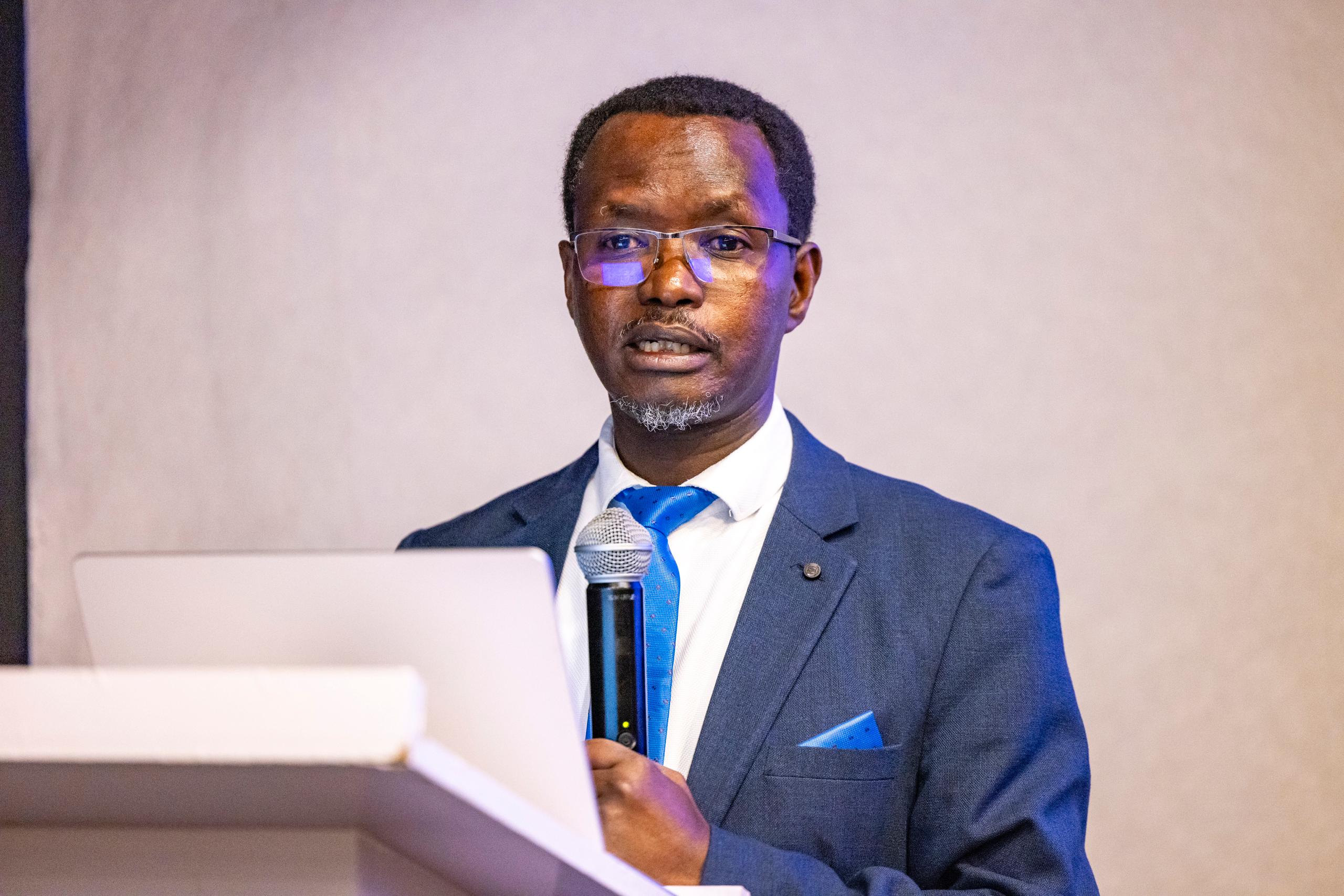 Dr. Alexandre Rutikanga