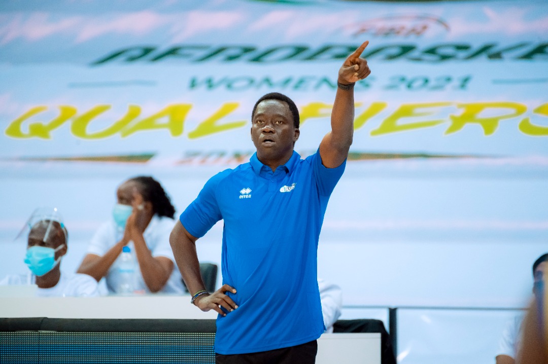 Dr Cheick Sarr, umutoza w'ikipe y'igihugu