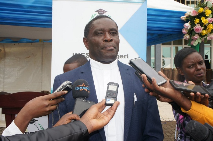 Padiri Dr Hagenimana Fabien Umuyobozi wa INES-Ruhengeri