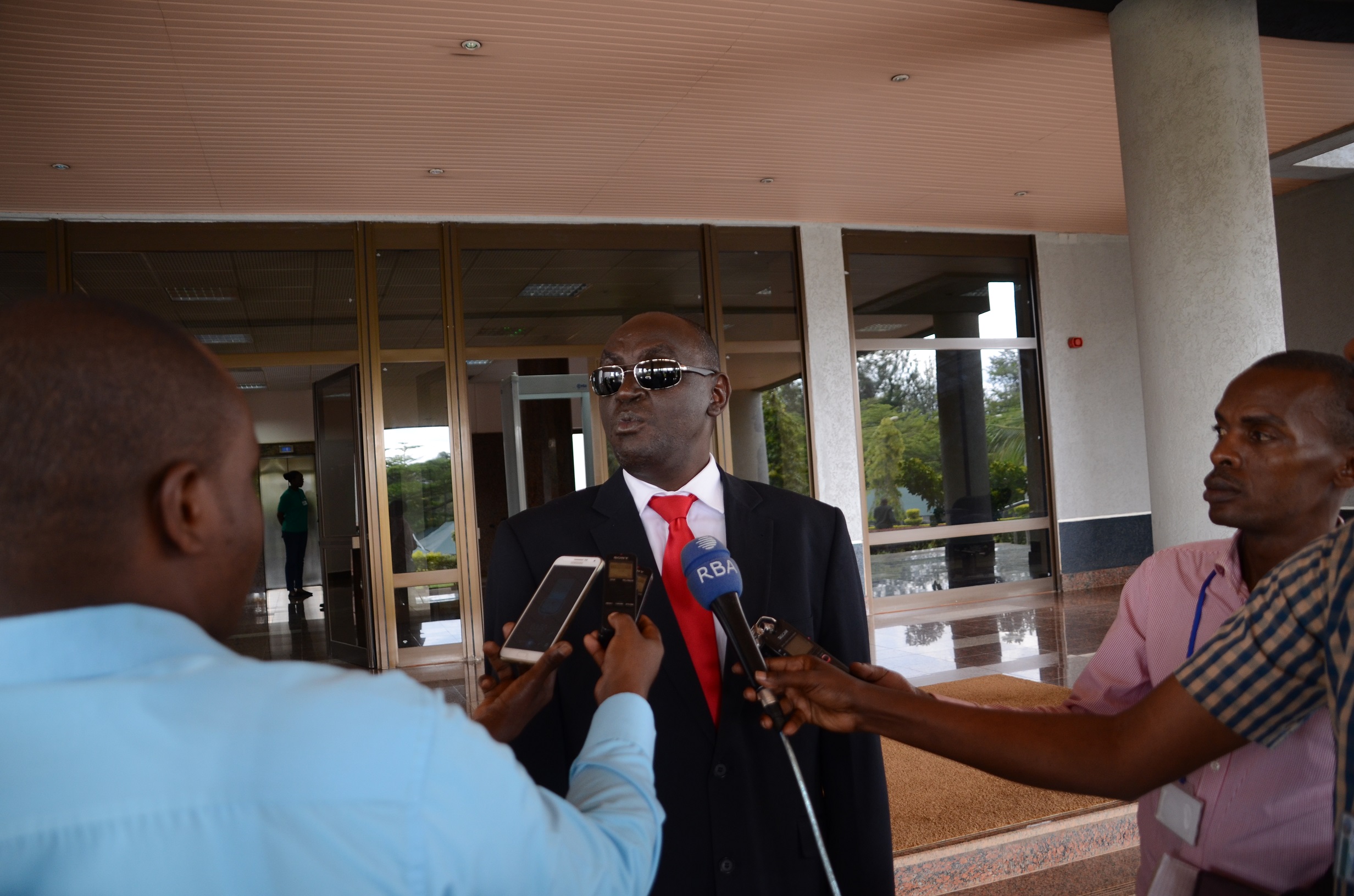 Dr James Ndahiro avuga ko bishimira uko Zigama CSS ikomeje gutera imbere haba muri servisi no mu rwunguko