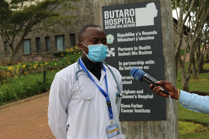 Dr Sekagarura Raymond yasobanuye iby'ubuvuzi bwa Kanseri mu bitaro bya Butaro