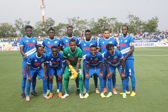 Rayon Sports yabanje mu kibuga 