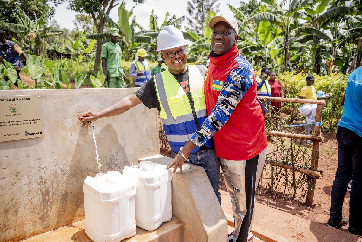 Senderi na we yari yitabiriye icyo gikorwa