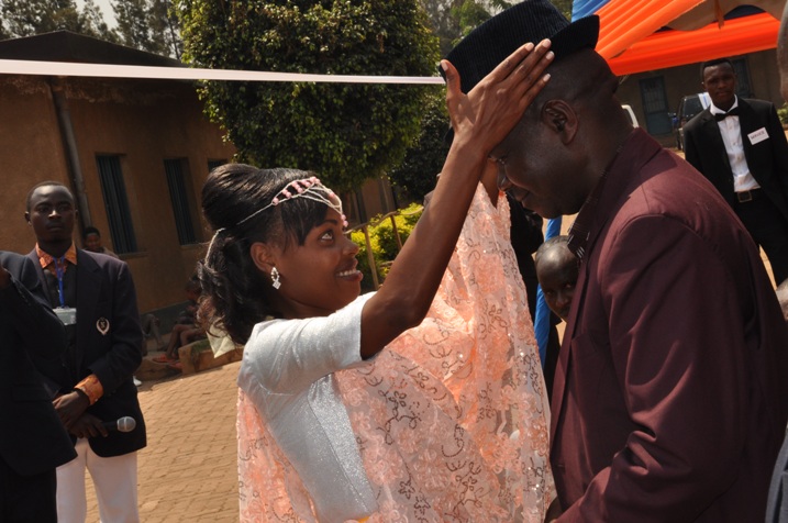 Mwarakoze kumbyarira umugabo