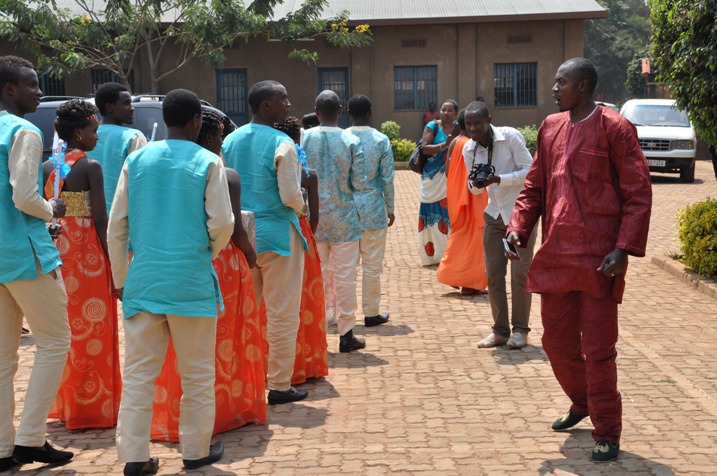 Bakame ati sinakubwiye!(Iki?)