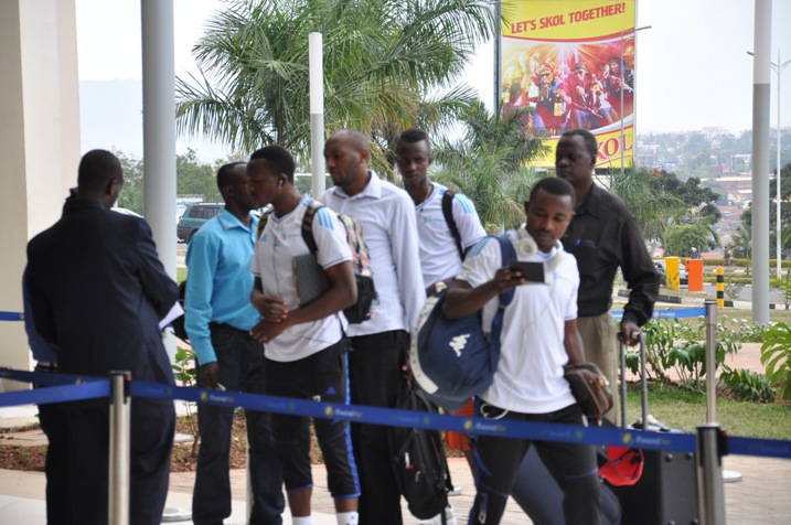 Kapiteni Fuade areba ku byangombwa bye neza nyuma yo gusuzumwa