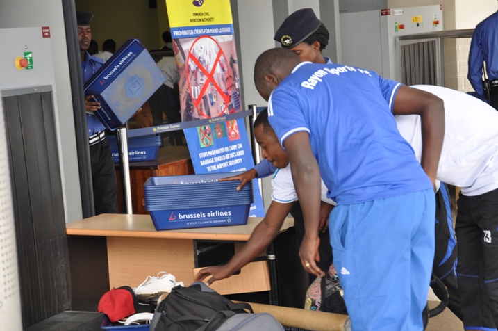 Fuade n'umutoza we berekana ibyo batwaye i Mahanga..