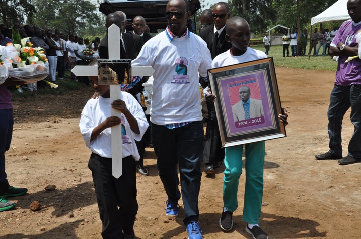 Abahungu ba Jean Marie ni bo bayoboye abandi bava mu rugo i Kagugu bagana i Kanombe