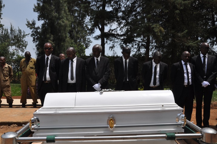 Bitegura kumusezera bwanyuma