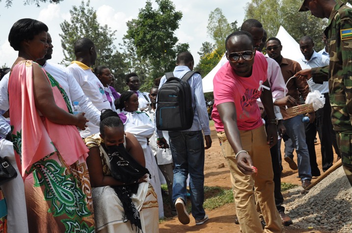 Happy Bunani w'Isango Star