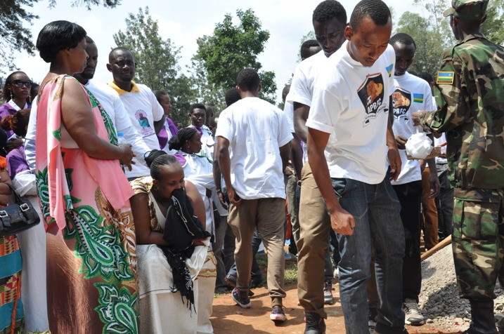 Hegaman Ngomirakiza na we akinira APR FC