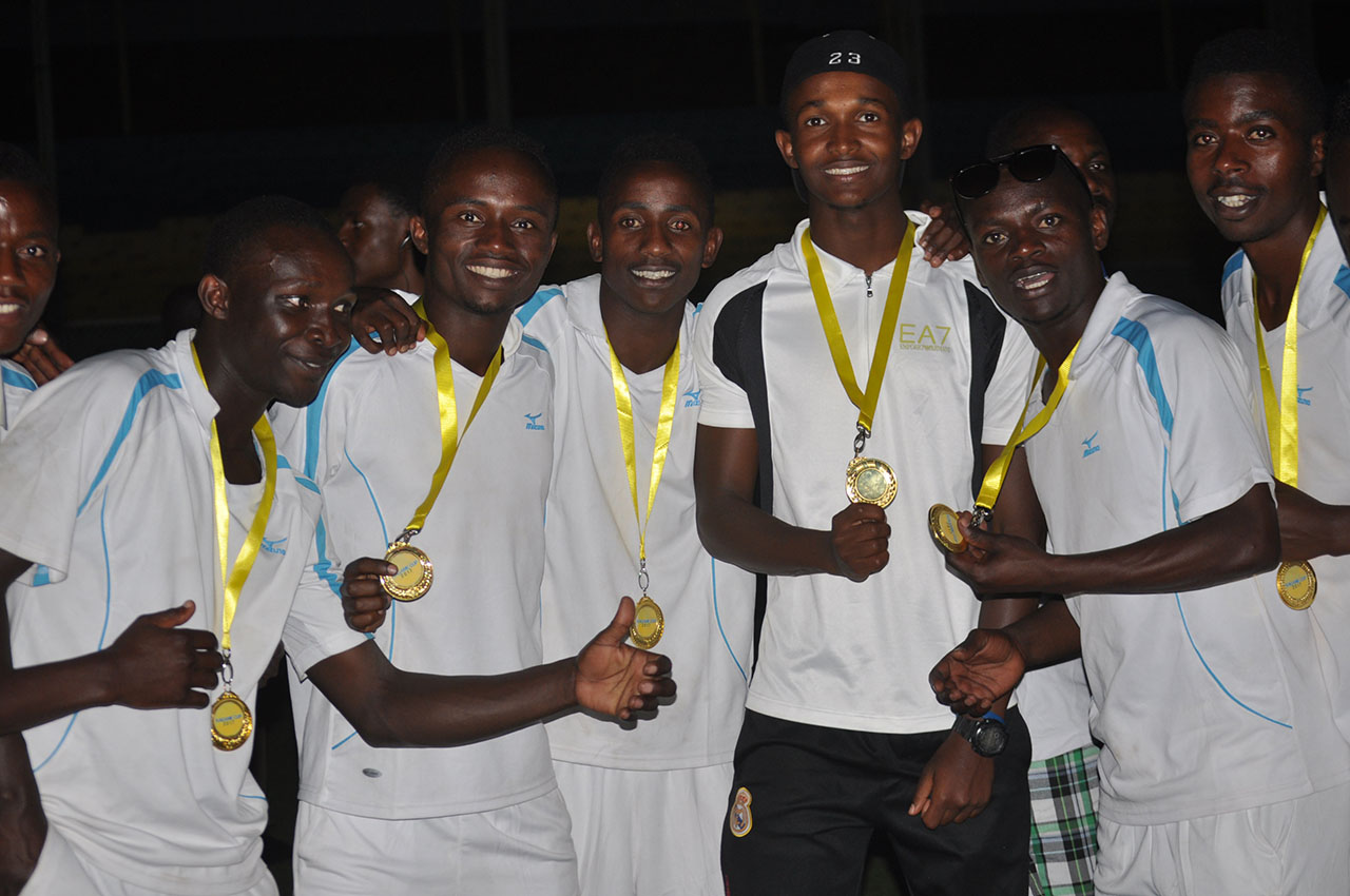  Umurenge wa Gihango wo muri Rutsiro wambitswe imidali nyuma yo kwegukabna irushanwa