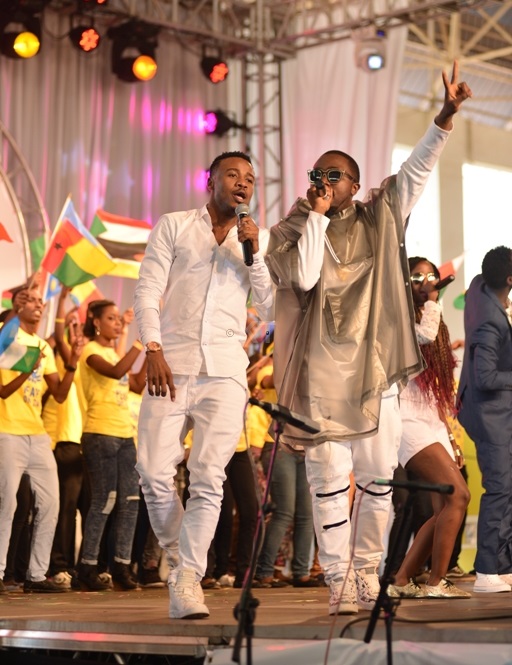 Ali Kiba na Ice Prince ku rubyiniro.