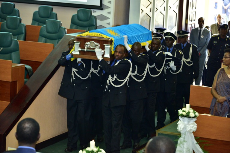 Umubiri wa Senateri Mucyo winjijwe mu Nteko ishinga amategeko umutwe wa Sena