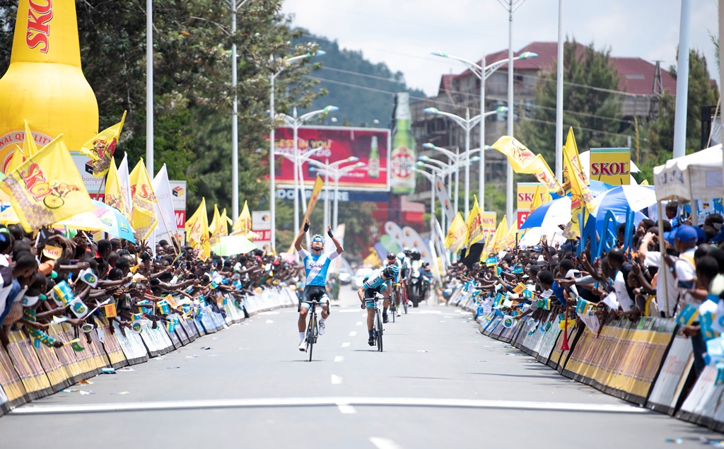 Edwin Avila yishimira intsinzi