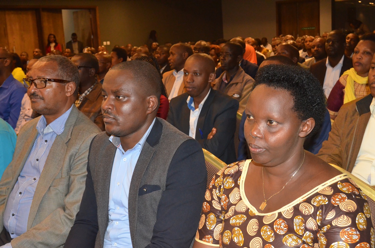 Abayobozi batandukanye bari bitabiriye iyi nama