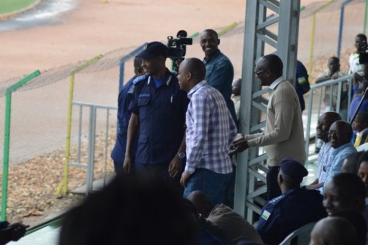 Abayobozi ba Rayon Sports bari mu bakurikiranye ako ga filime