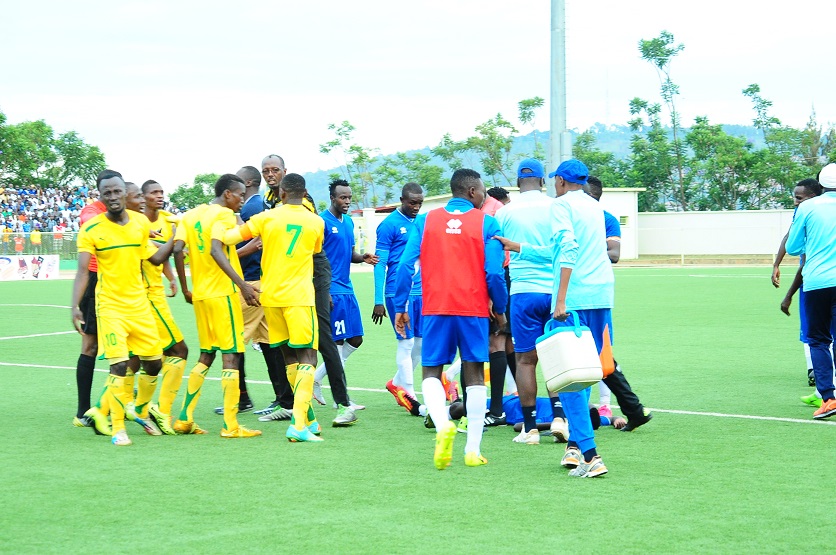 Uyu mukino waranzwe n'ubushyamirane cyane, by'umwihariko mu minota ya nyuma y'umukino