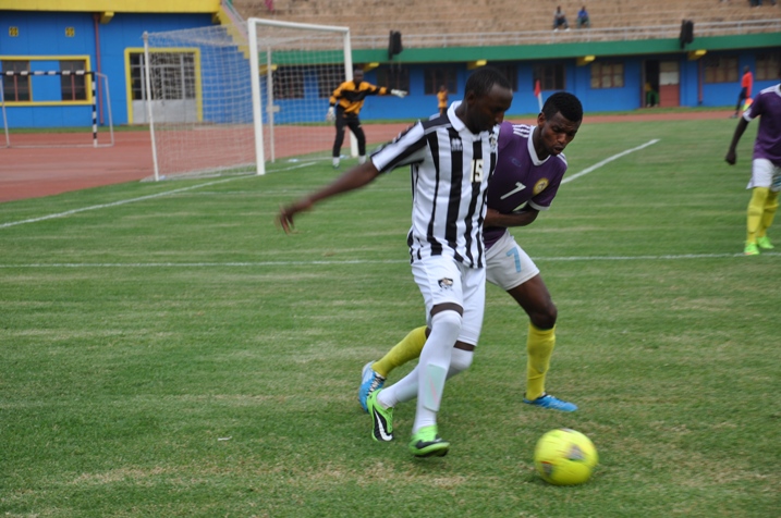 Buteera Andrew yigaragaje mu mukino nyuma yo kujya mu kibuga asimbuye