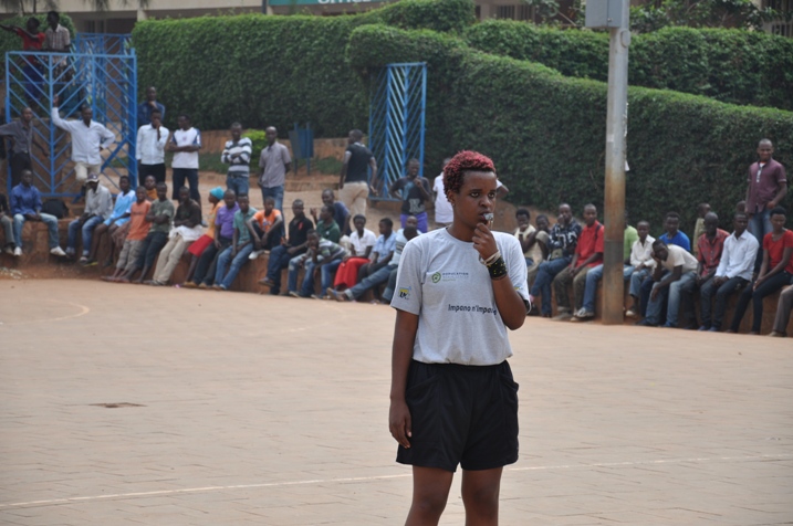 Abasifuzi babikurikiraniraga hafi