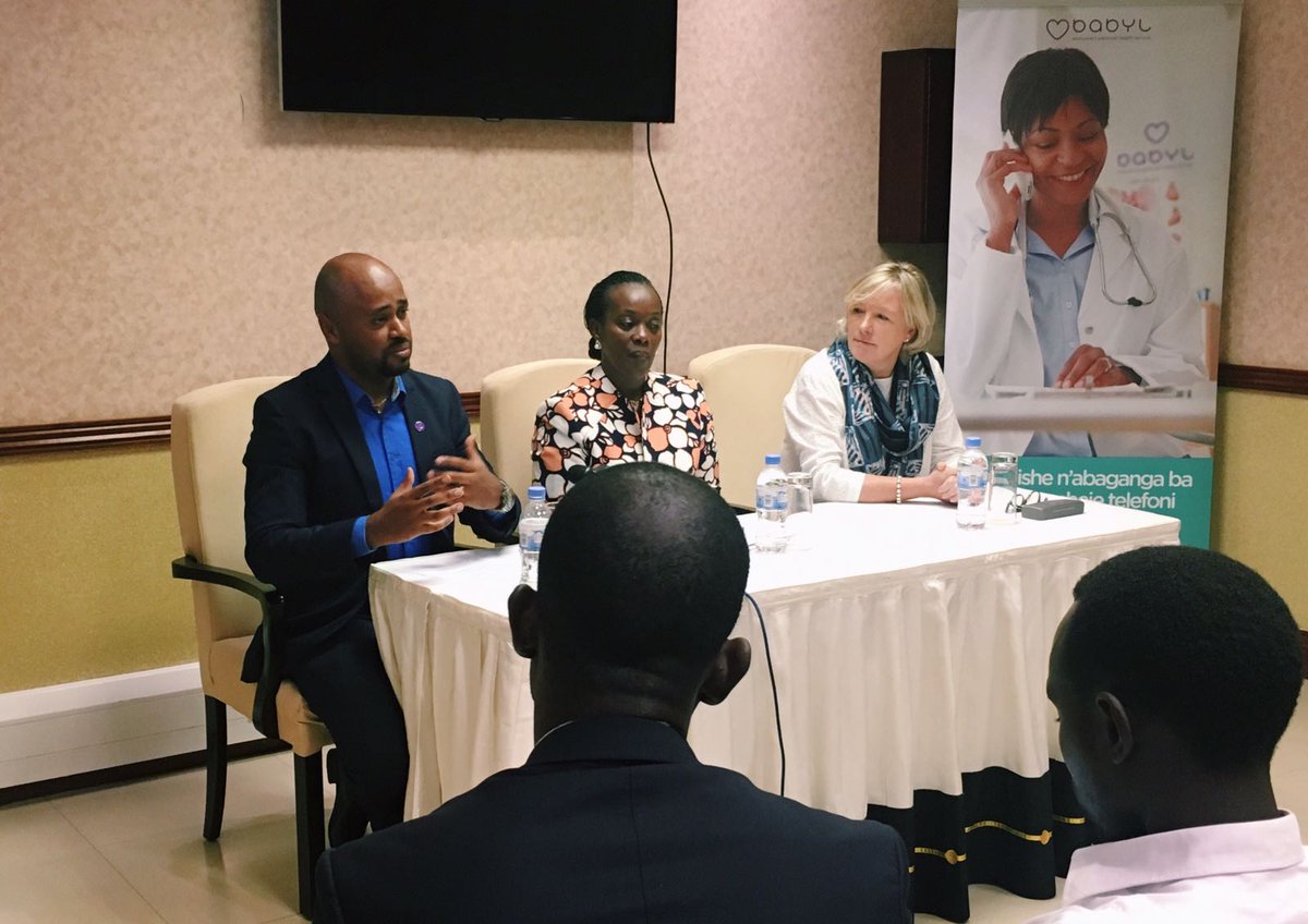 Minisitiri w'ubizima, Dr Diane Gashumba n'aabayobozi ba Babyl Rwanda 