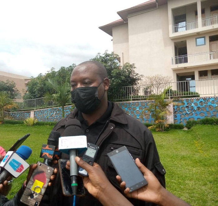 Kwizera Gasasira Innocent, umwarimu wabo w'Icyongereza