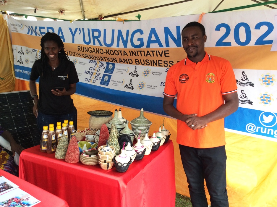 Dusabimana avuga ko gushingira ku bitekerezo by'urubyiruko mu mishinga rutekereza byatumye bagera ku ntego zo kubafasha kwiteza imbere