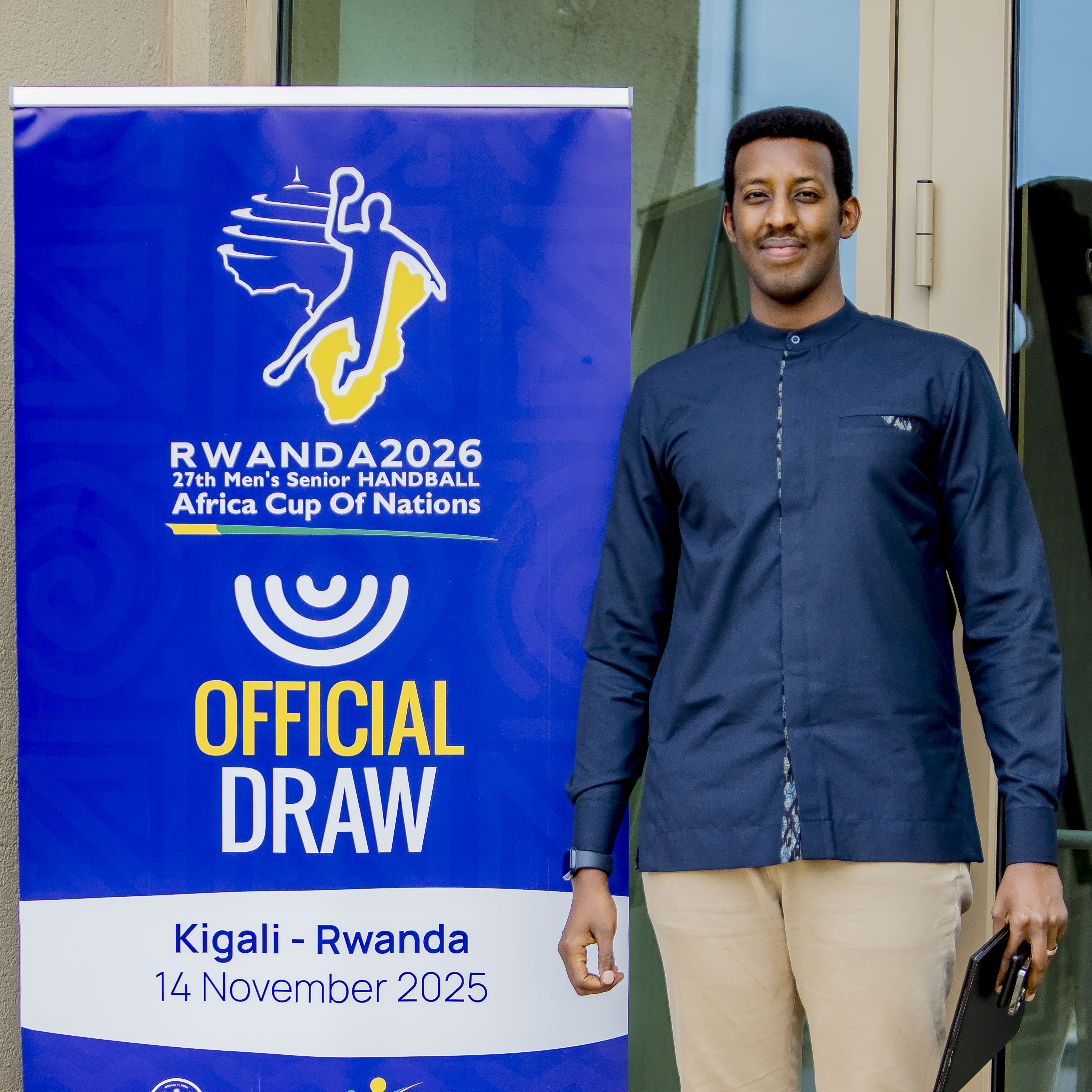 Umunyamabanga wa Leta muri Minisiteri ya Siporo Rwego Ngarambe yari yitabiriye iyi tombola 