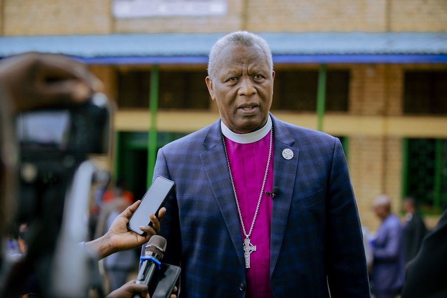 Musenyeri Dr Laurent Mbanda