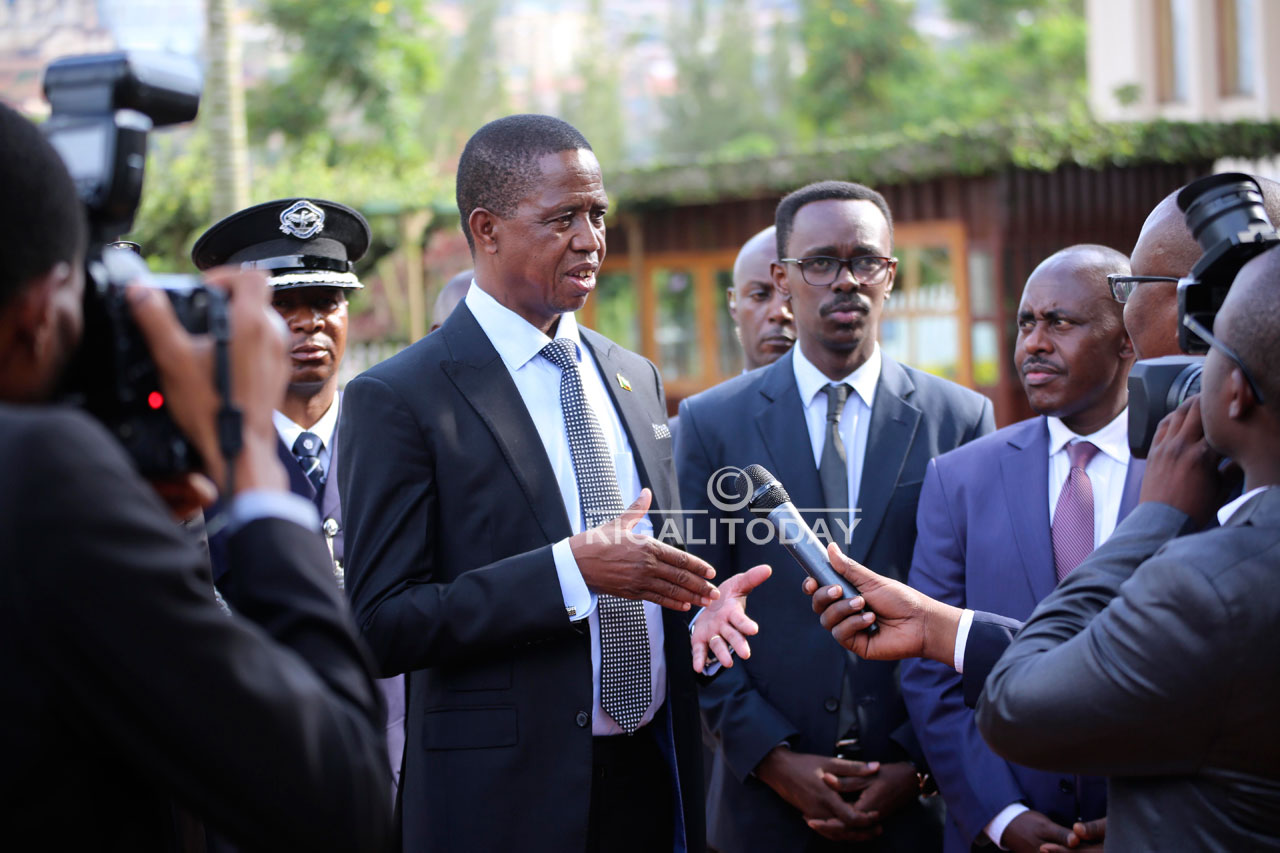 Amaze kunamira Abatutsi bashyinguye ku Gisozi yaganirije abanyamakuru