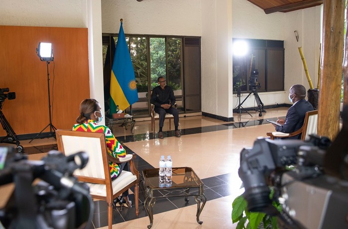 Perezida Kagame mu kiganiro kuri RBA