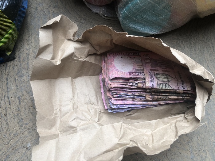 Yashatse gutanga amafaranga ngo arekurwe