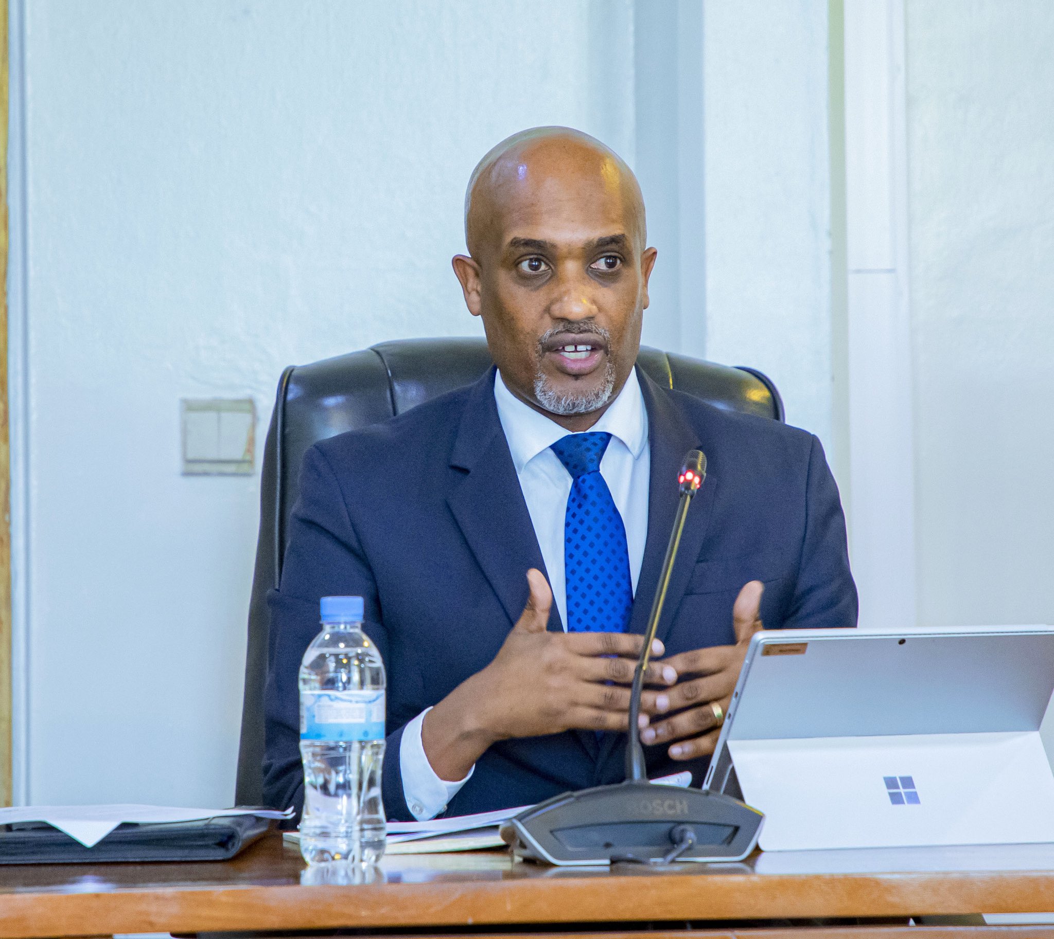 Emmanuel Ugirashebuja, Minisitiri w