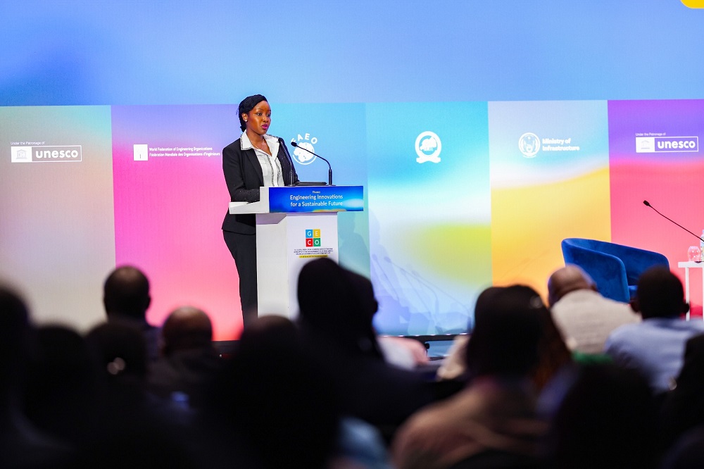 Minisitiri w'Ikoranabuhanga na Inovasiyo, Ingabire Musoni Paula, yagaragaje ko Abenjeniyeri bafite uruhare rukomeye mu kubaka iterambere ryifuzwa