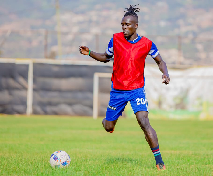 Musa Esenu mu myitozo ya Rayon Sports