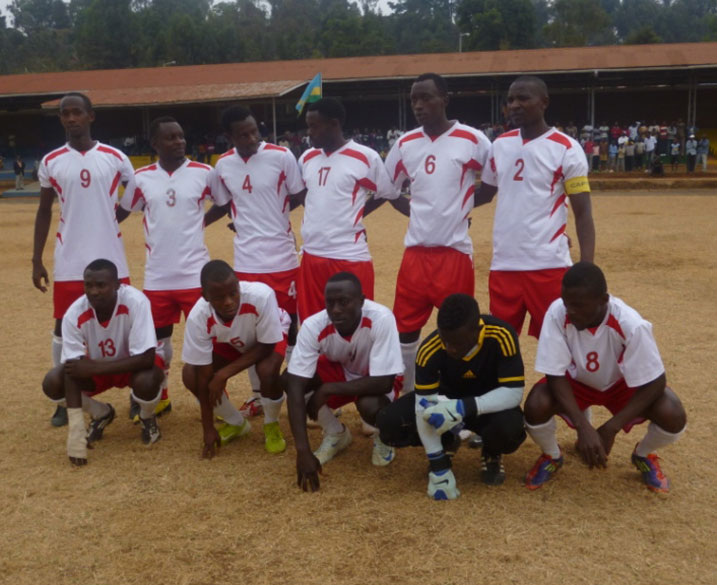 Espoir yahagaritse imyitozo kubera kudahembwa.