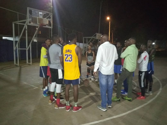 Nyuma y'imyitozo umuyobozi wa Espoir Rutagarama Fidele yaganirije abakinnyi