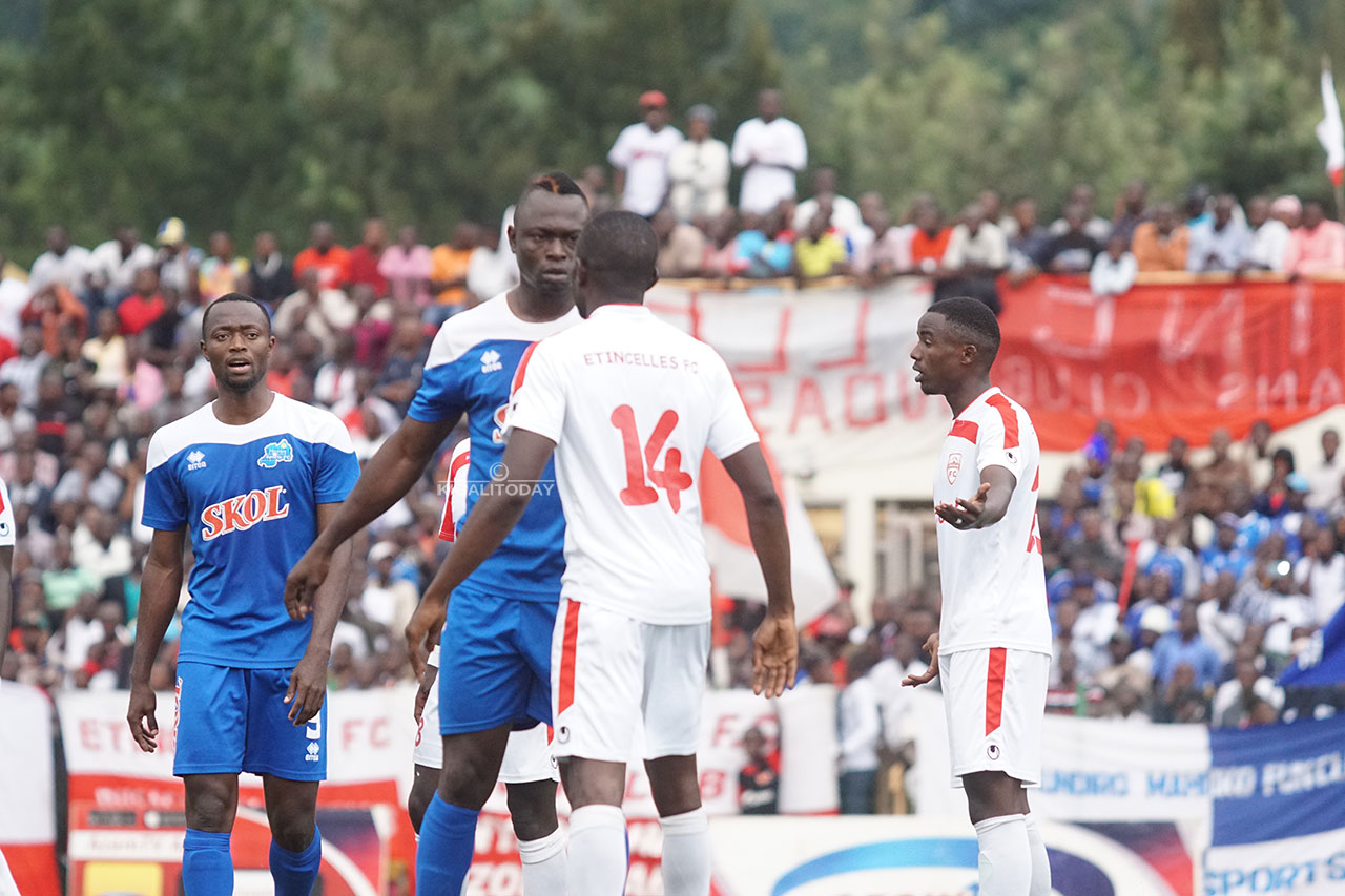 Ismaila Diarra hari ibyo atumvaga kimwe n'abakinnyi ba Etincelles