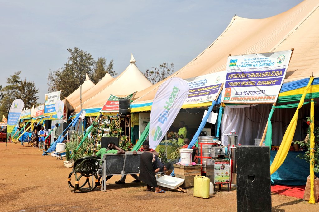 Imurikabikorwa ryitabiriwe n'abamurika baturutse hanze y'Igihugu