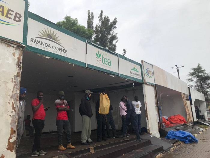 Imyanya igenerwa abamurika (stands) yavuye kuri 600 igera kuri 450 mu rwego rwo gushakisha intera hagati y'abitabira imurikagurisha