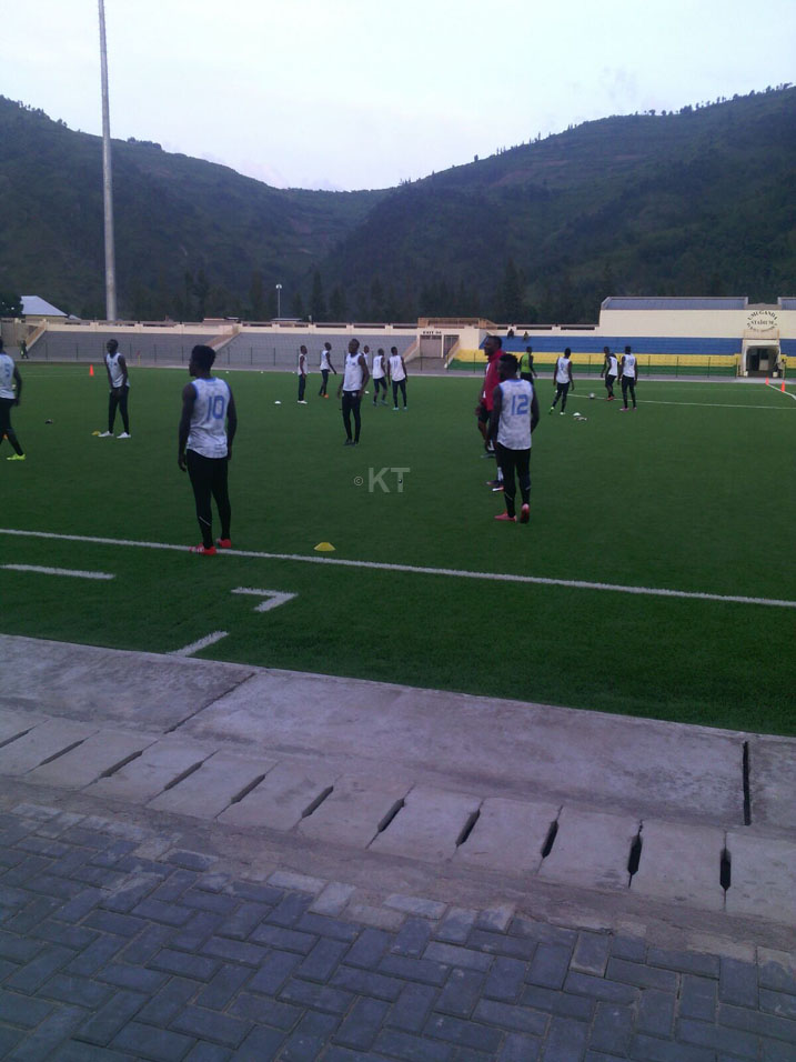 Mu masaha y'umugoroba bahise berekeza mu myitozo kuri Stade ya Rubavu