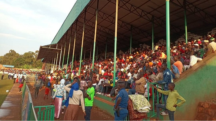 Stade y'Umuco y'i Muyinga yari yuzuye abafana