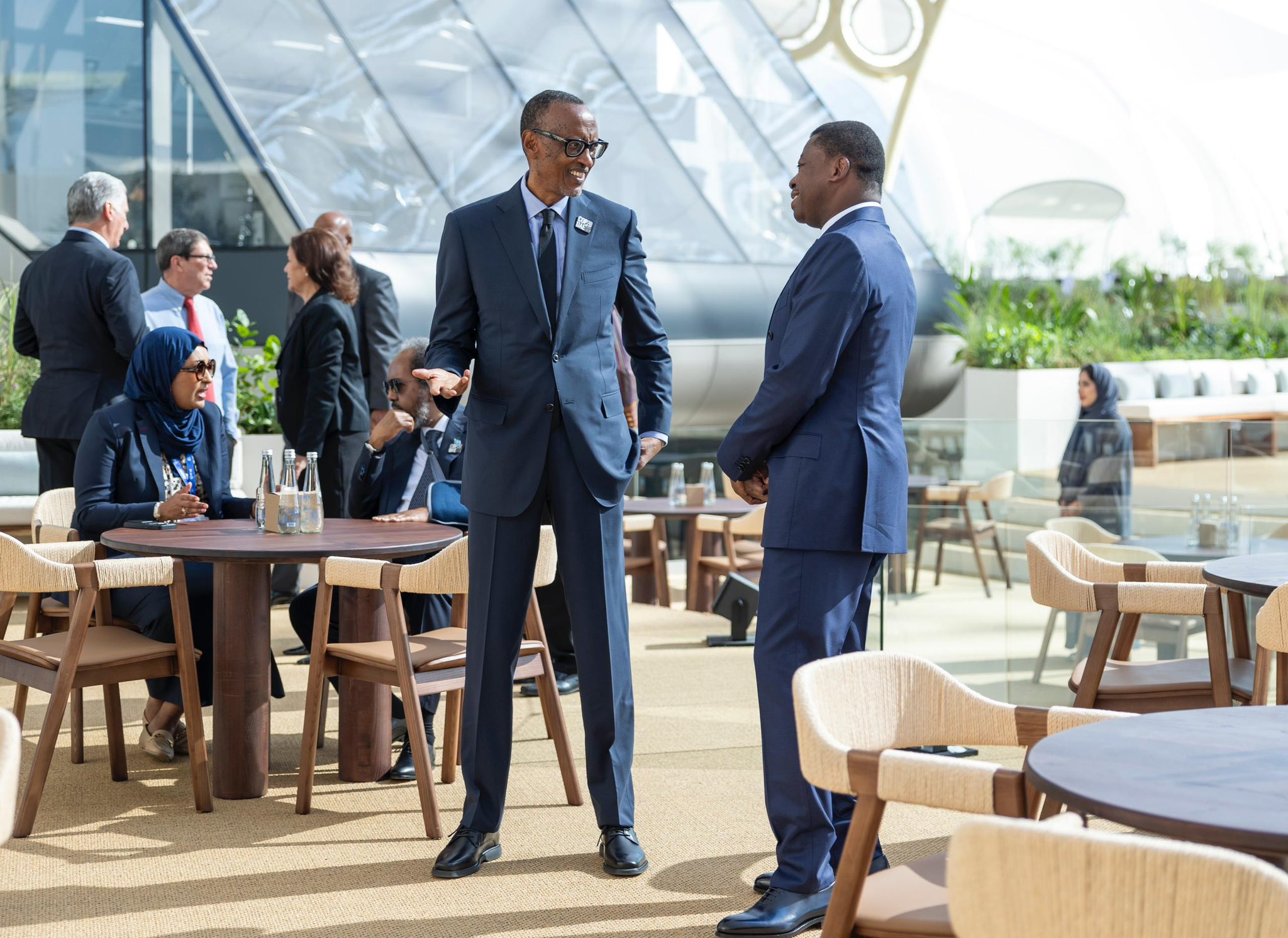 Umukuru w'Igihugu aganira na mugenzi we wa Togo, Faure Gnassingbé