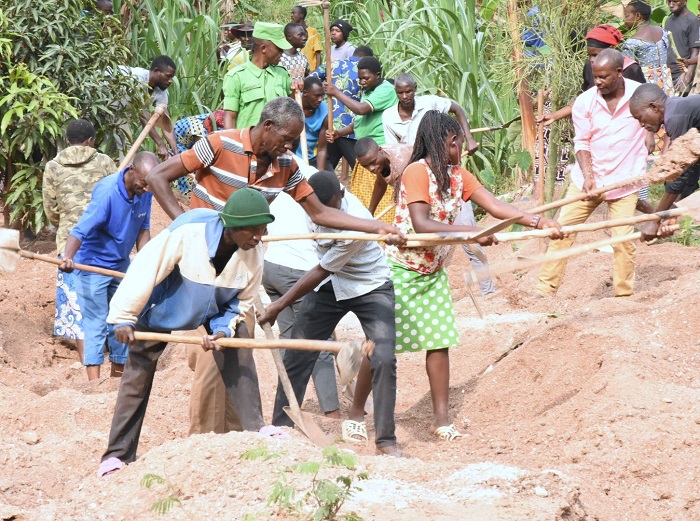 Hasibuwe rigore zitwara amazi