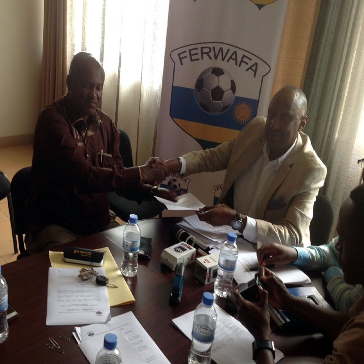 Rtd Brig Gen Sekamana atanga Kanditatire yo kuzahatanira kuyobora FERWAFA