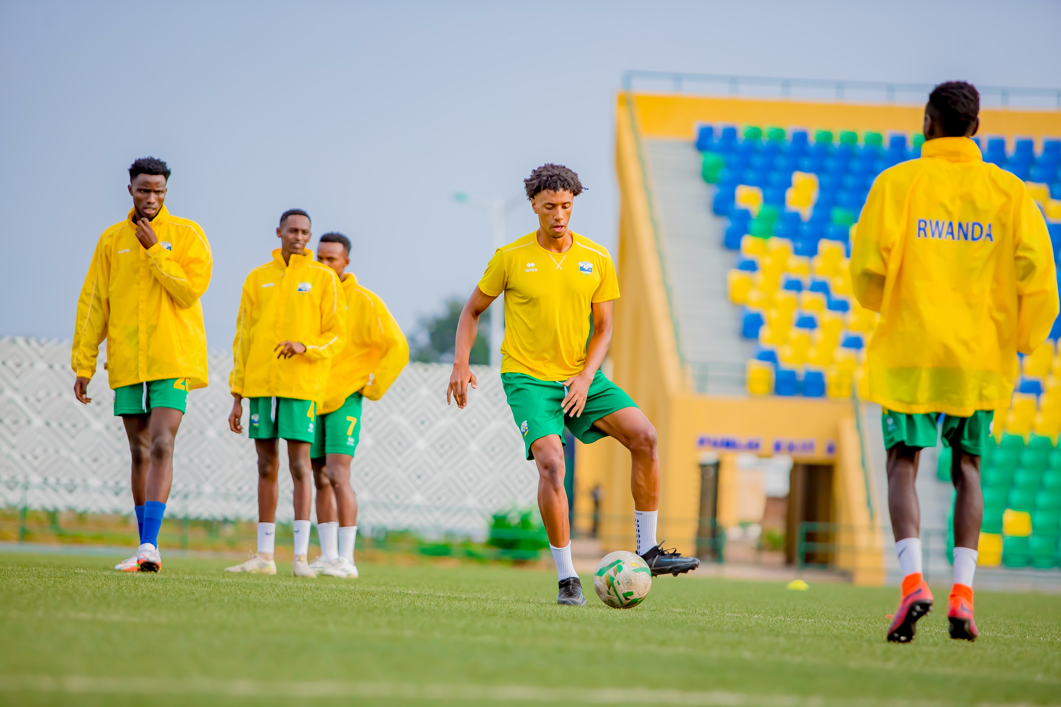 Dylan Maes yakoranye imyitozo n