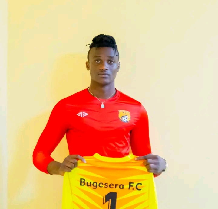 Habineza yasinyiye Bugesera FC amasezerano y'imyaka itatu