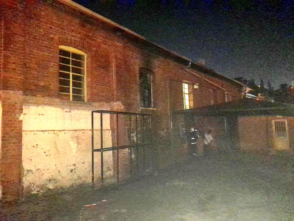 Polisi yihutiye kuzimya uyu muriro